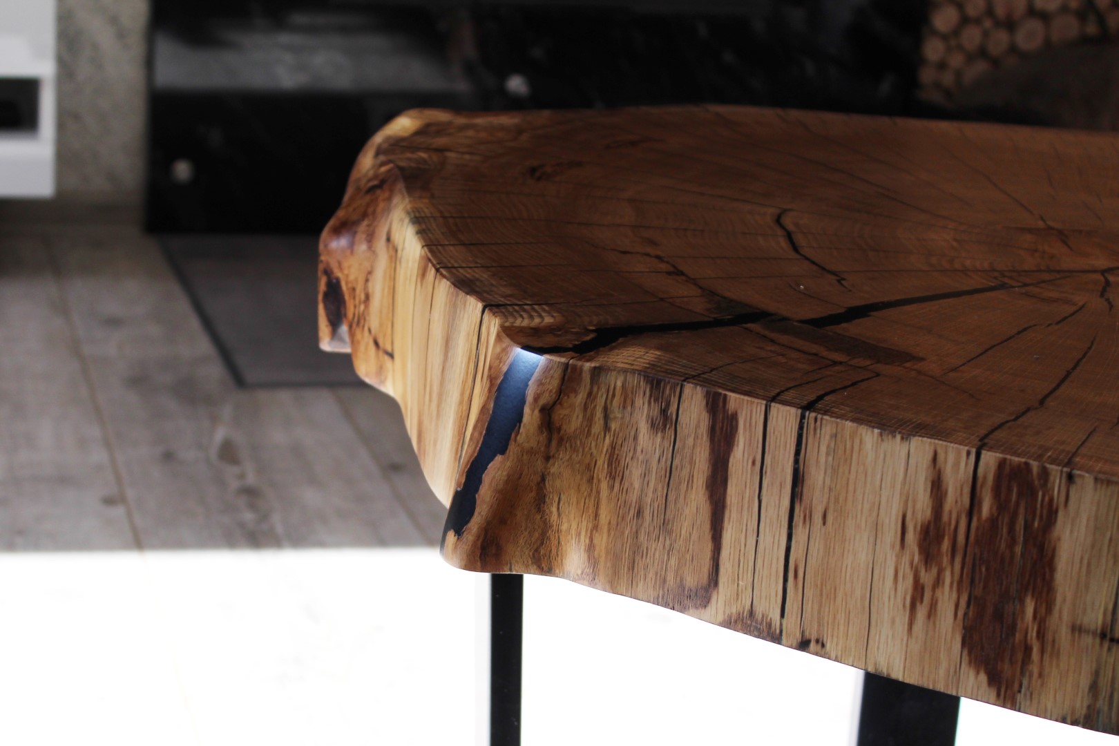 Coffee tables material and finish reference for Chestnut Rounded Coffee Table