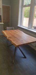 TYPES OF WOOD DINING TABLE PROS AND CONS