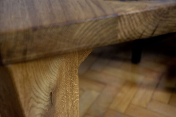 rustic oak table